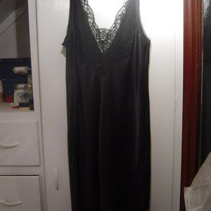 Olga Black NightGown